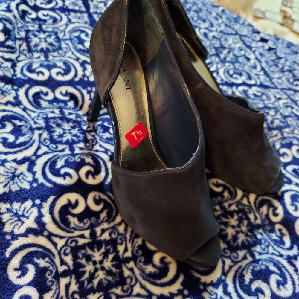Wemon's Lusee open toe pumps, Blueberry